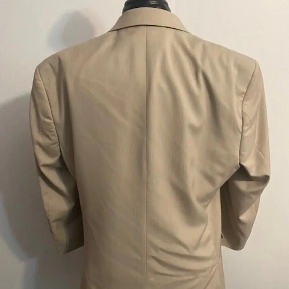 Lineage tan front